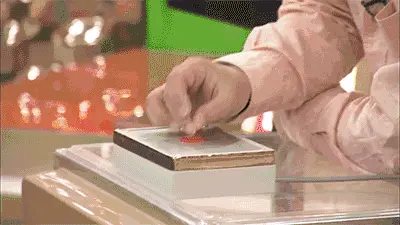 d9.gif